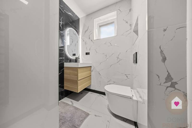 Kuchyňa_rodinný dom na predaj_kúpeľňa prízemie