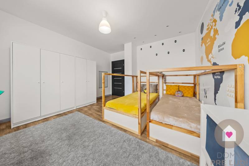 Kuchyňa_rodinný dom na predaj_detská izba_poschodie