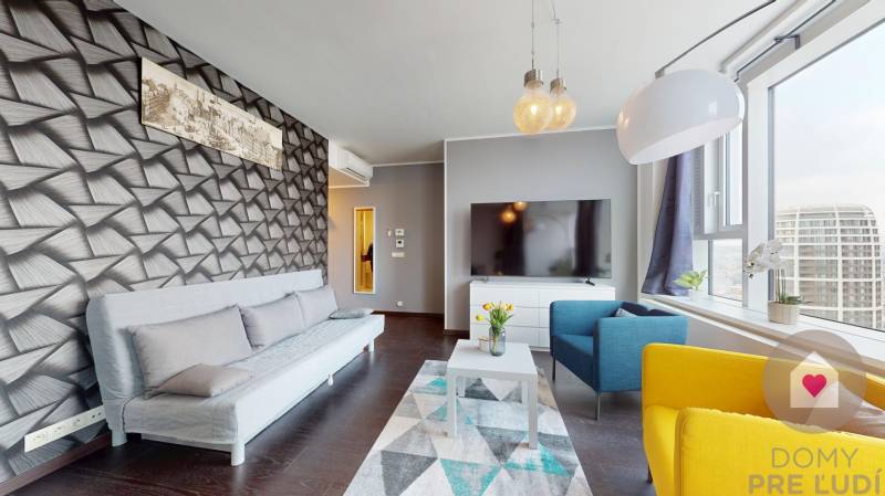 PANORAMA CITY-Prenájom zariadeného 1i bytu s lodžiou a klimatizáciou - 27.poschodie