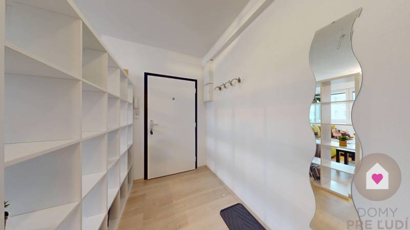 Prenájom zariadeného 2i bytu s balkónom, pivnicou a parkingom v garáži _novostavba Tammi_Dúbravka