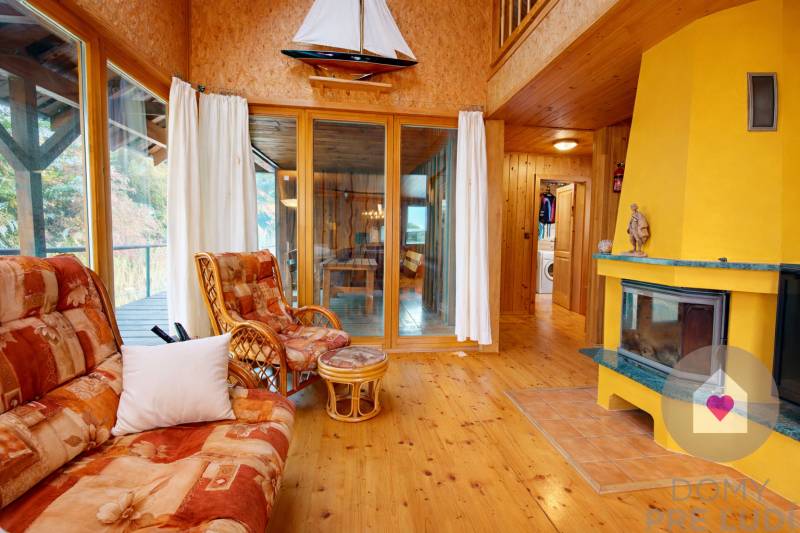 Hausbot na predaj_Jarovecké rameno_obývačka