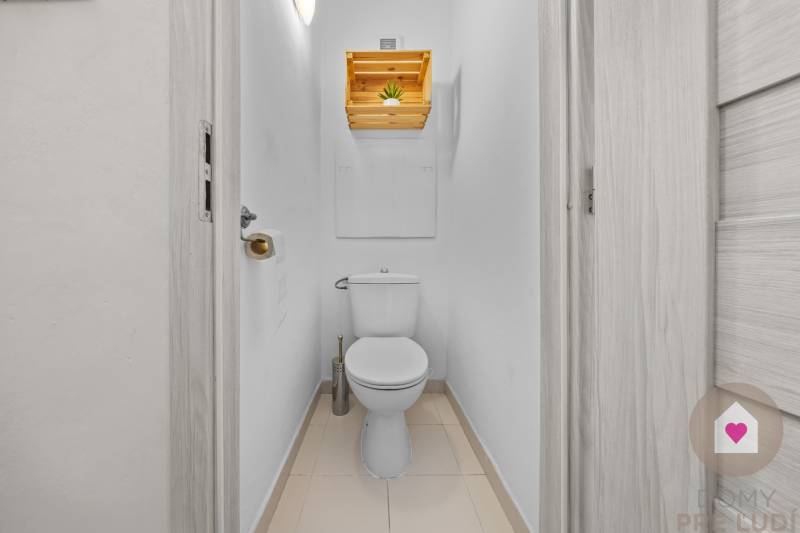 Vrakuňa - 2i byt po rekontrukcii, Bebravska