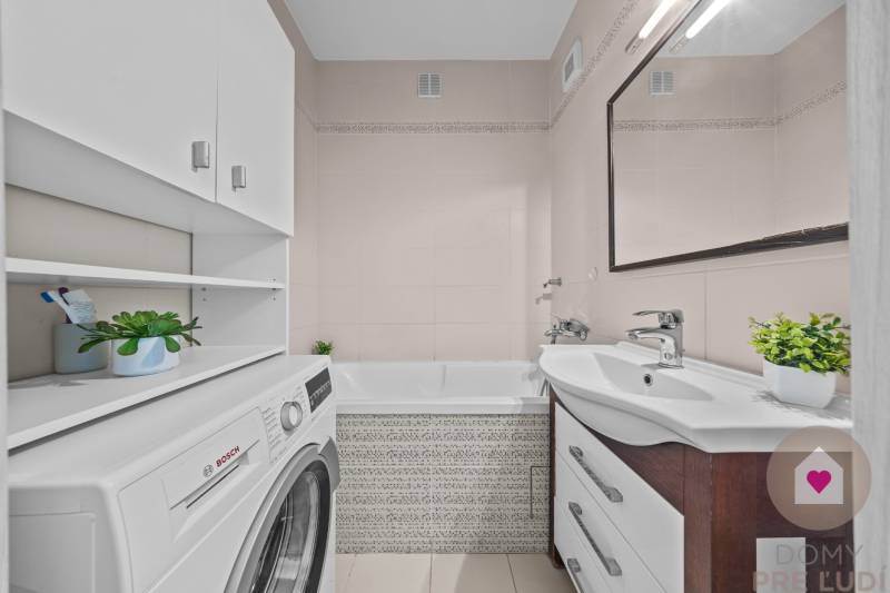 Vrakuňa - 2i byt po rekontrukcii, Bebravska