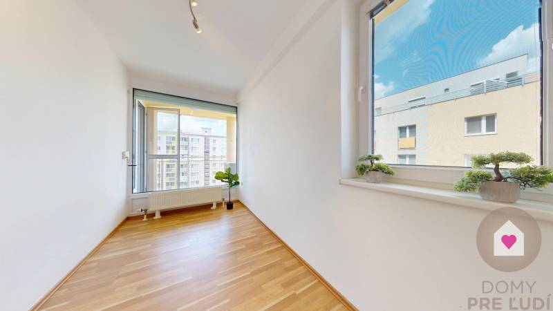 1.5 izbový byt s lodžiou na prenájom_Štefana Králika_Devínska Nová Ves