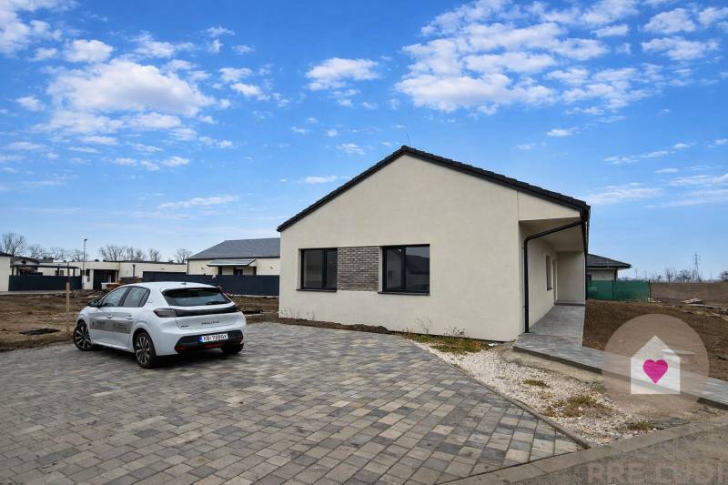 Senec - skolaudovaná novostavba domu na predaj_Senec
