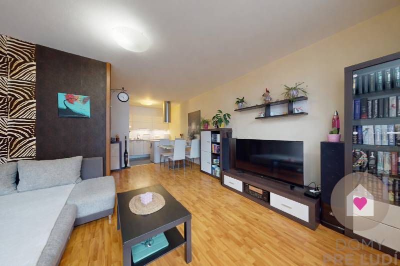 Tomašikova_2i novostavba_na predaj_Koloseo  (7).png