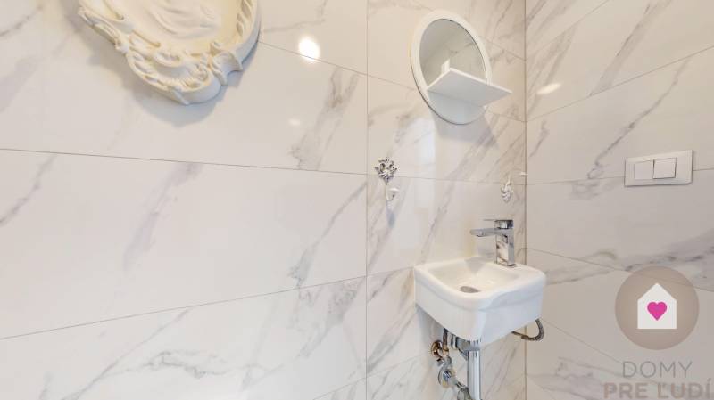 2 izbový byt, Nám. SNP, BA 