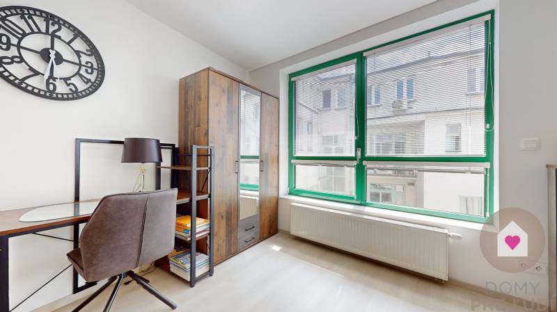 2 izbový byt, Nám. SNP, BA 