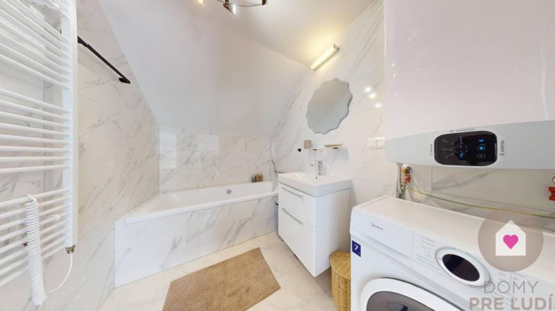 2 izbový byt, Nám. SNP, BA 