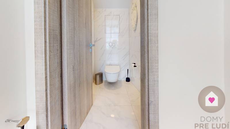 2 izbový byt, Nám. SNP, BA 