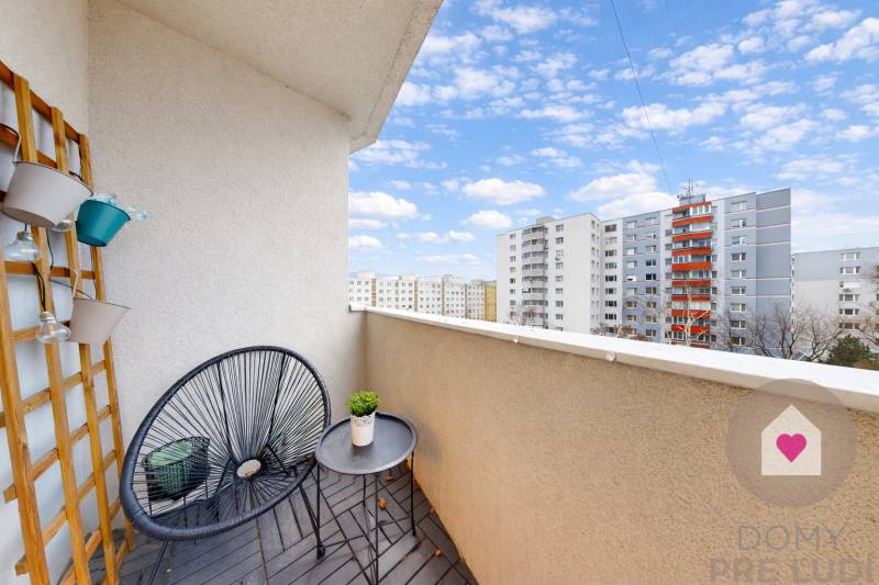 Jana Ponicana_Devinska nova ves_3 izbovy byt na predaj (1).png