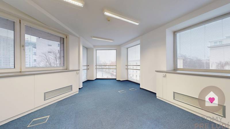 Flexi kancelárie Plynárenská BBC1