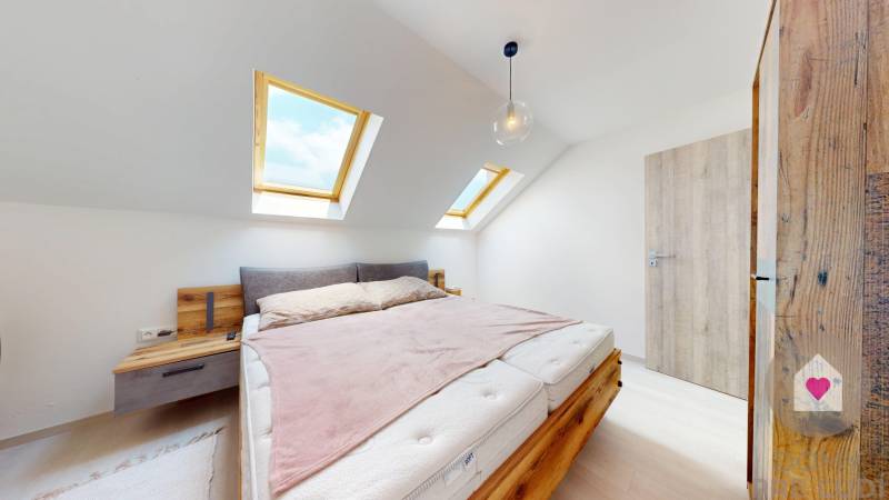 2 izbový byt, Nám. SNP, BA 