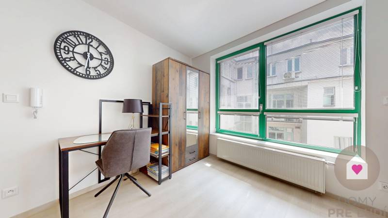 2 izbový byt, Nám. SNP, BA 