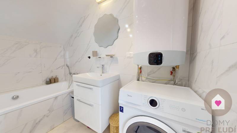 2 izbový byt, Nám. SNP, BA 