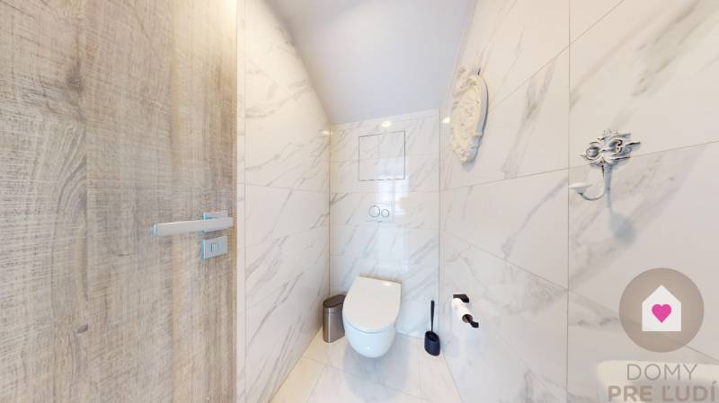 2 izbový byt, Nám. SNP, BA 