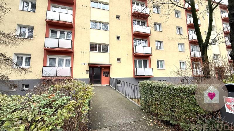 3 izbový byt, prenájom, Stromová, Bratislava 