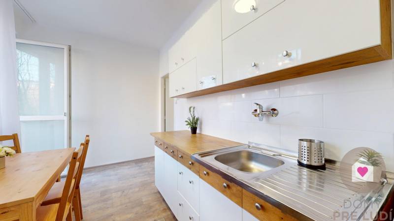 3 izbový byt, prenájom, Stromová, Bratislava 