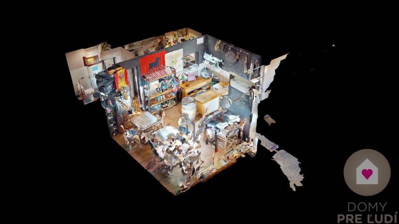 Predaj investičného obchodného priestoru v centre Záhorskej bystrice - Námestie rodiny