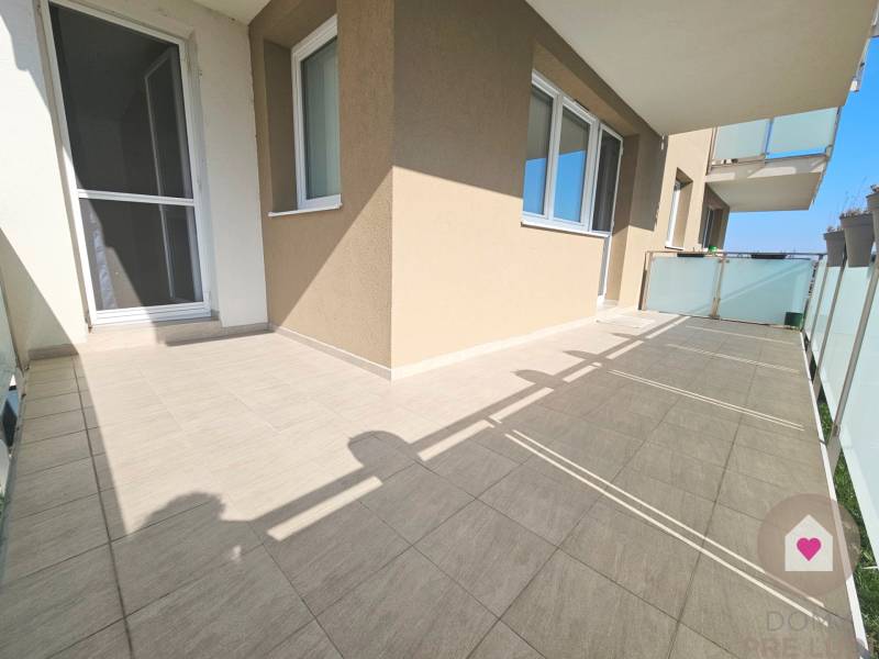 3 izbový byt na prenájom, Pezinok, Muškát, zariadený