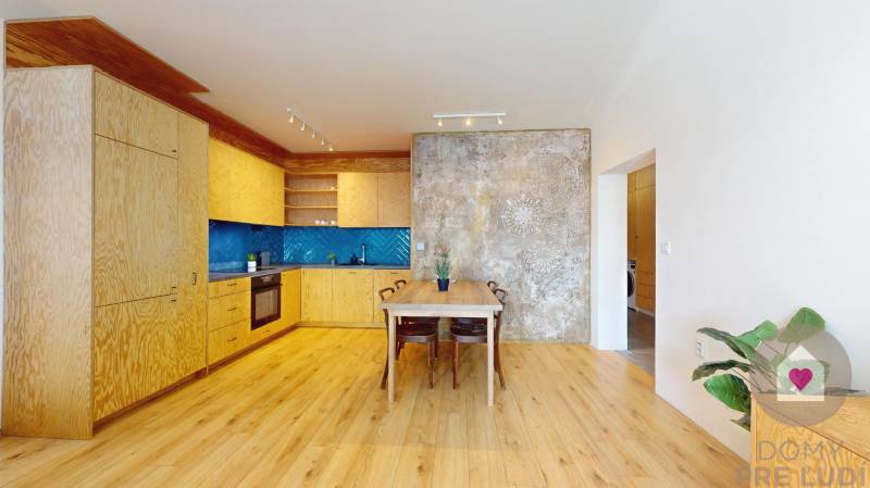 3 izbový byt na prenájom, Pezinok, Muškát, zariadený 1.jpg