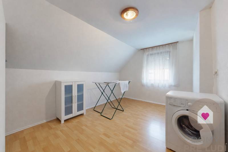 5 izbový RD, Pernek okr. Malacky 