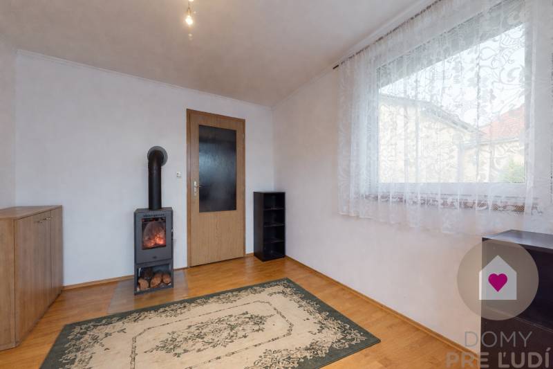 5 izbový RD, Pernek okr. Malacky 