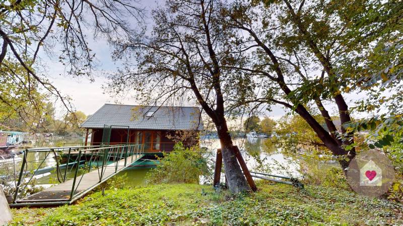 Hausbot na predaj_Jarovecké rameno_exterier