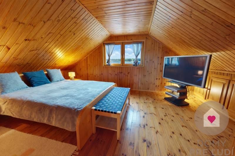 Hausbot na predaj_Jarovecké rameno_spálňa