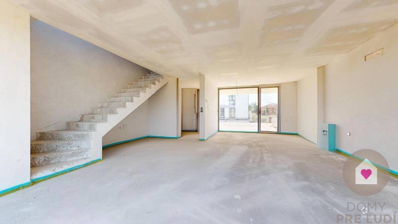 Kráľova pri Senci_dvojpodlažný rodinný dom na predaj