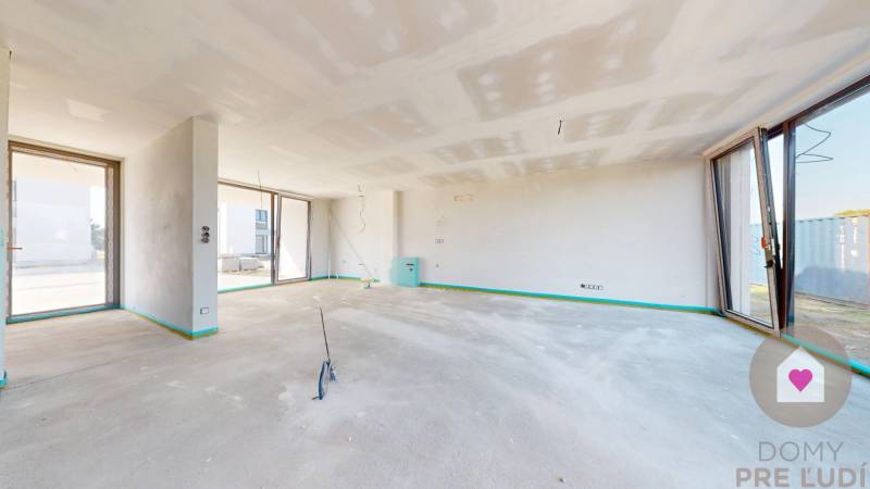 Kráľova pri Senci_dvojpodlažný rodinný dom na predaj