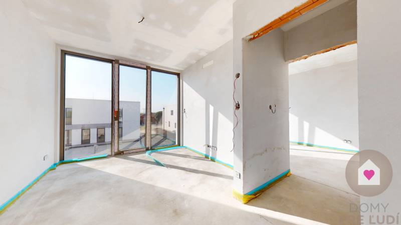 Kráľova pri Senci_dvojpodlažný rodinný dom na predaj