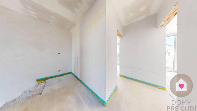 Kráľova pri Senci_dvojpodlažný rodinný dom na predaj