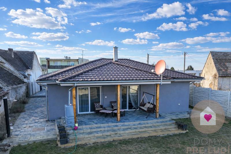 Malé leváre_3i dom na predaj (4).JPG