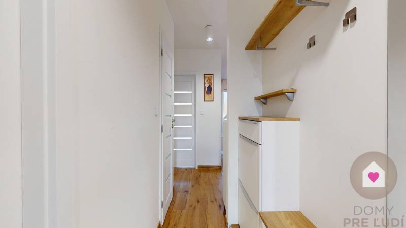 Predaj  3i modernej novostavby RD s tep. čerpadlom, garážou, terasou v obci Malé Leváre pri Malackách