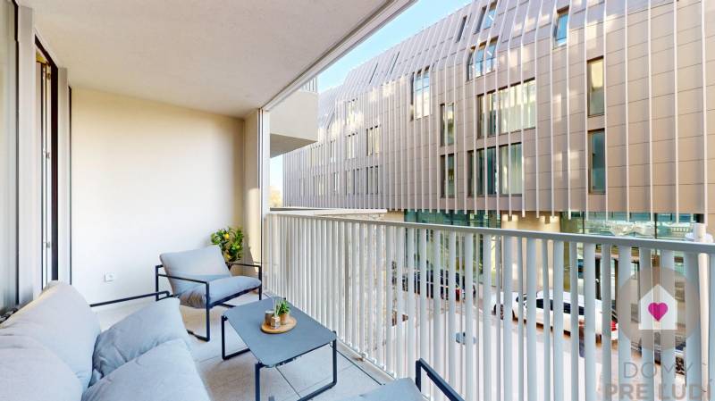 Prenájom moderného, veľkého 1 bytu s priestrannou lodžiou v exkluzívnom projekte Vydrica v Starom meste pod Hradným kopcom