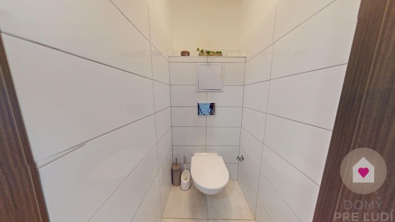 Senec - 1 izbovy byt s parkovanim, terasou, novostavba Pri vcelarikoch (9).jpg