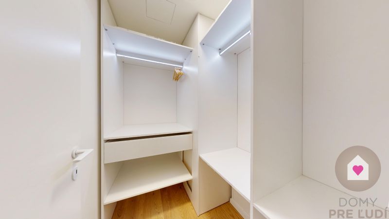 Prenájom moderného, veľkého 1 bytu s priestrannou lodžiou v exkluzívnom projekte Vydrica v Starom meste pod Hradným kopcom