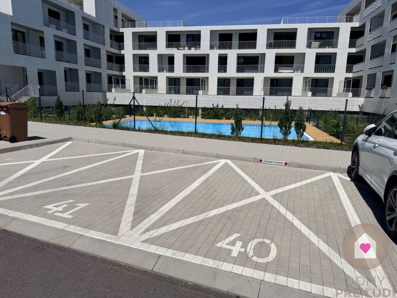 Parkovacie miesto Agáty Dúbravka