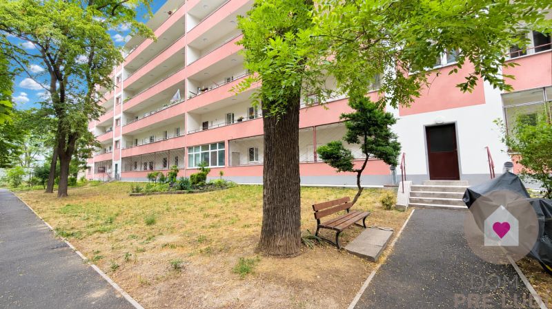 Šancova_2 izbovy byt na prenájom_Bratislava Staré mesto (25).jpg