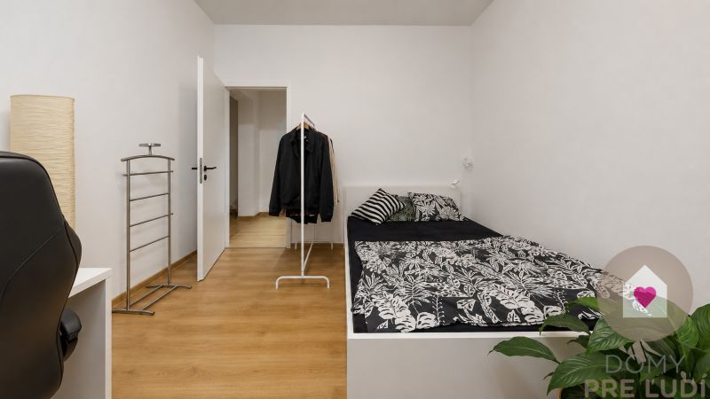 Stromova 9_prenájom_na bývanie alebo podnikanie_Kramare_Nové Mesto (16).jpg