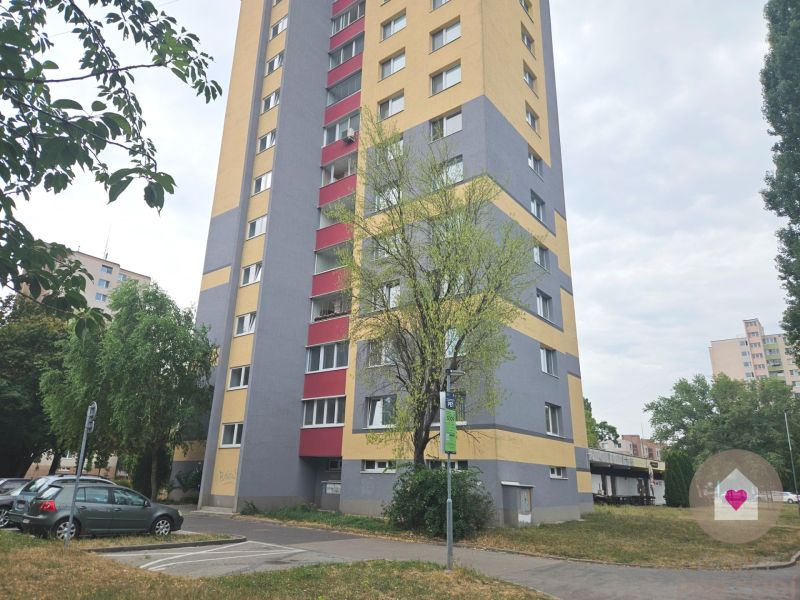 1000111943.jpg