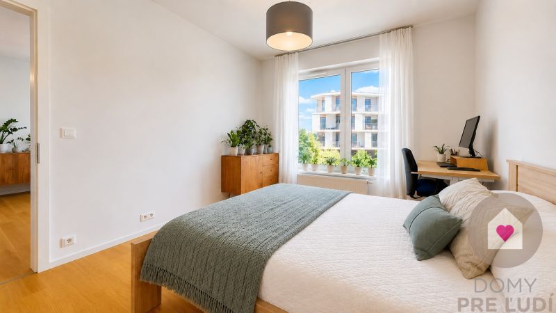 CERESNE-2i-apartman-s-balkonom-v-novostavbe-Polianky