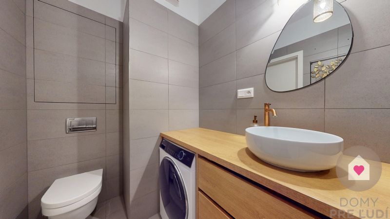 CERESNE-2i-apartman-s-balkonom-v-novostavbe-Polianky