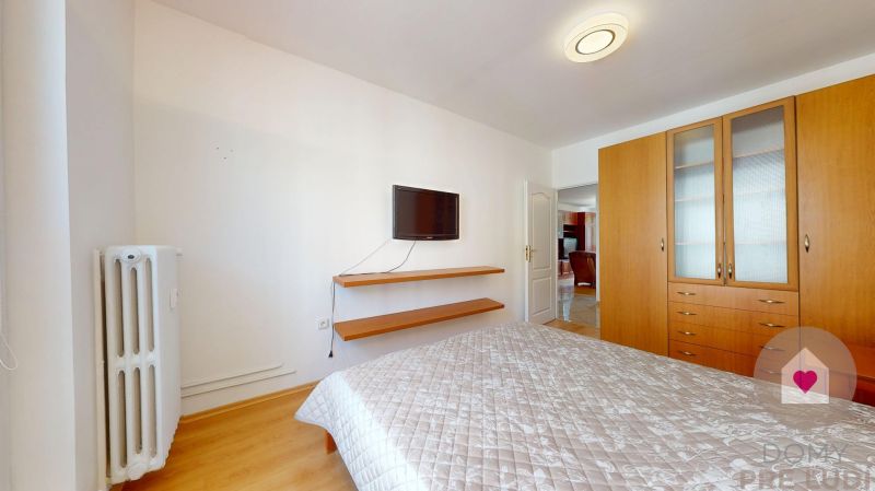 TRNAVA-Vajanskeho-4i-zariadeny-byt-s-loggiou-na prenájom