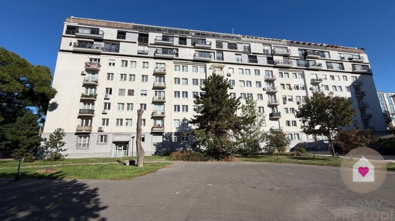 Trnavska cesta_ 2 izbový byt na predaj_Ružinov