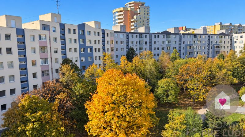 BA_DLHE-DIELY-3i-byt-so-zasklennou-loggiou-Koliskova-ul-